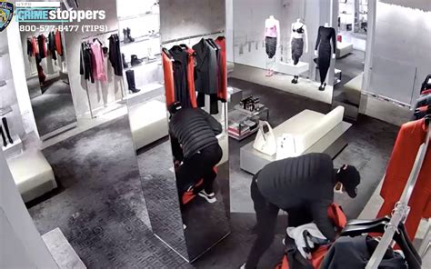 givenchy robbery|Video shows crooks swiping $52K in goods from NYC Givenchy.